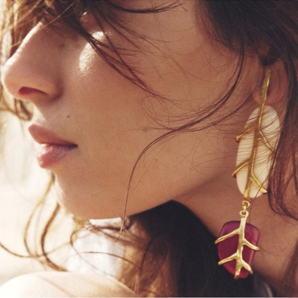 COLORFUL STONE EARRINGS
